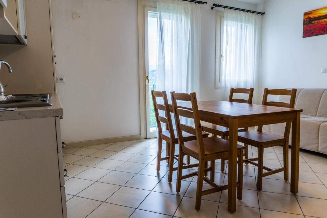 Agriturismo Dai Gobbi Fara Vicentino ภายนอก รูปภาพ