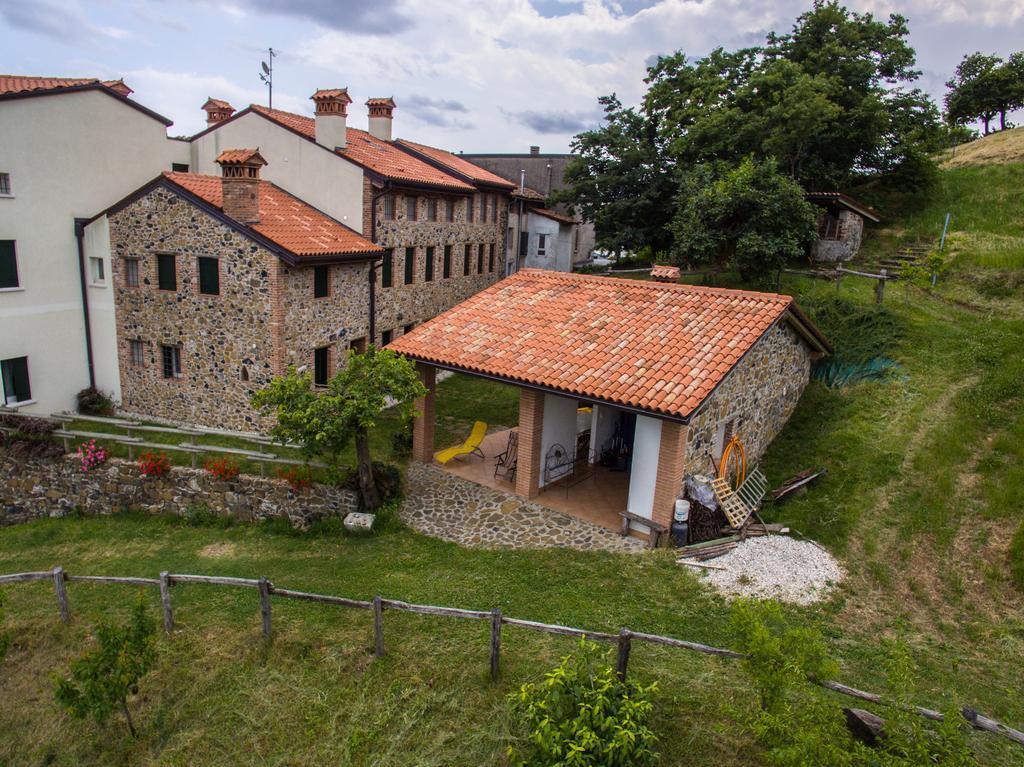 Agriturismo Dai Gobbi Fara Vicentino ภายนอก รูปภาพ