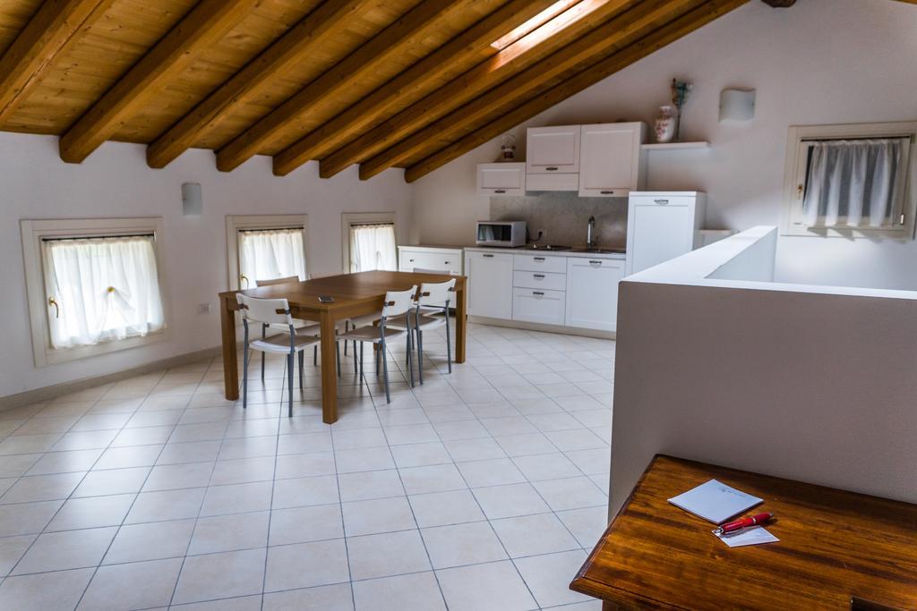 Agriturismo Dai Gobbi Fara Vicentino ภายนอก รูปภาพ