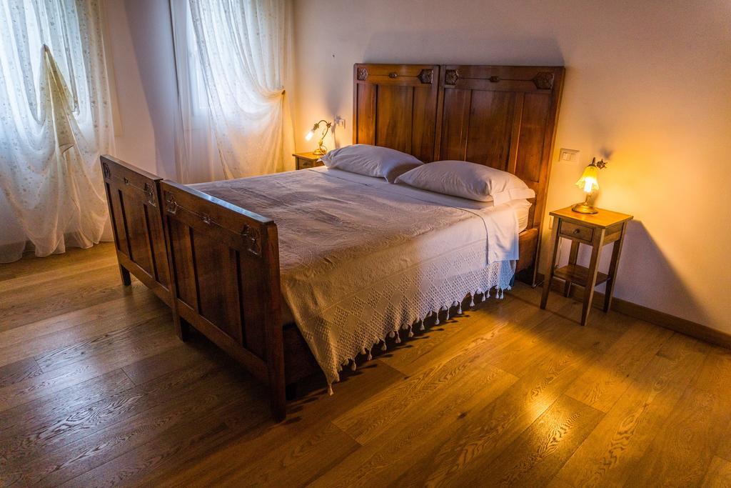 Agriturismo Dai Gobbi Fara Vicentino ภายนอก รูปภาพ